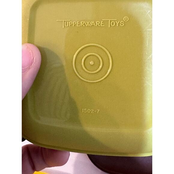 Vintage Tupperware Toy plate and cup  Set & Serving Set - Picture 3 of 4